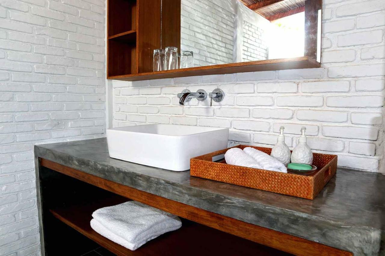 White Sands Beach Resort Lembeh Bitung Экстерьер фото