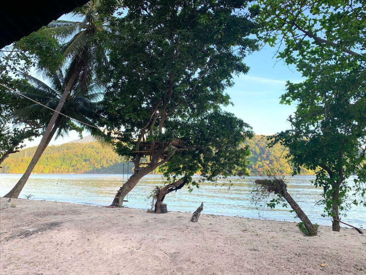 White Sands Beach Resort Lembeh Bitung Экстерьер фото